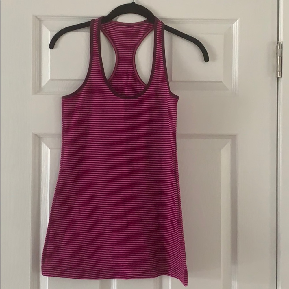 Lululemon shirt size 8
